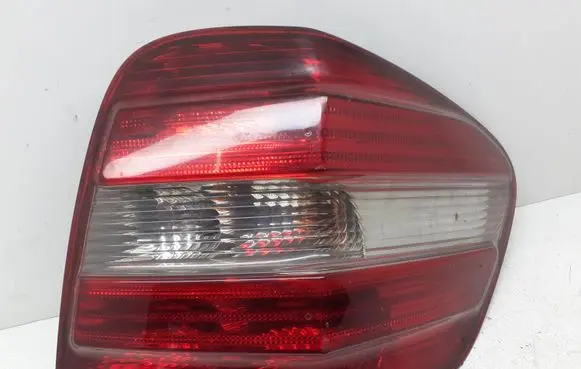 Mercedes-Benz ML W164 Rear/tail lights 404122R 404182R