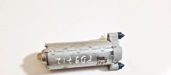 Mercedes-Benz R W251 Seat adjustment motor 0130002624 po-12158-01