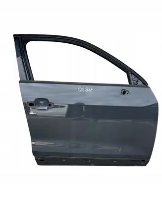 Audi Q2 - Front door