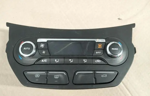 Ford C-MAX II Climate control unit