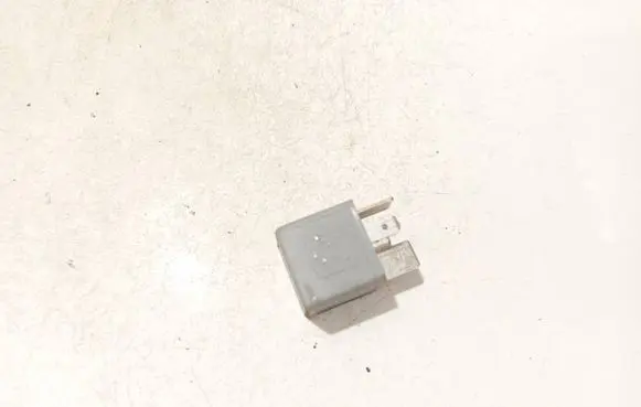 Volkswagen Tiguan Other relay 8d0951253