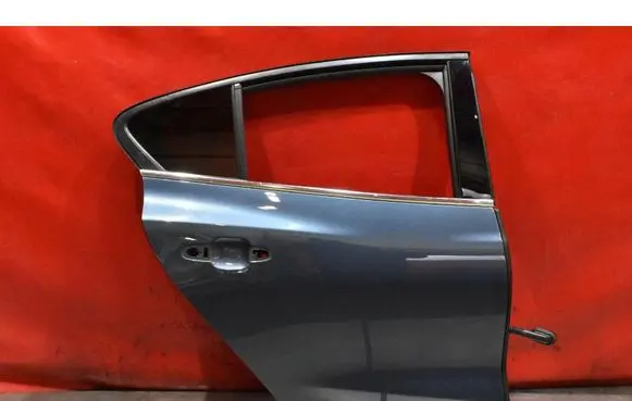 Ford Focus Rear door 