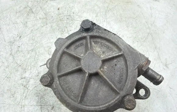 BMW 3 E90 E91 Vacuum pump 2246126
