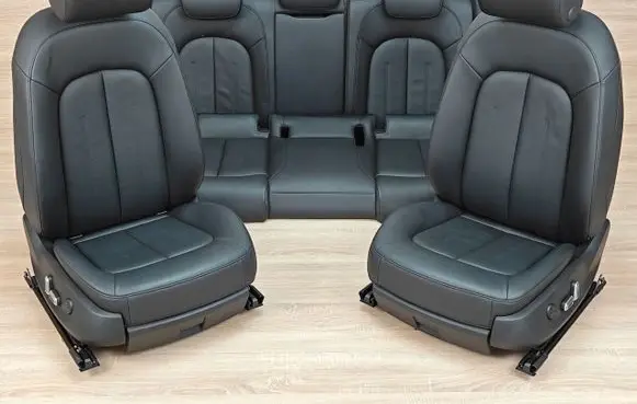 Seat set