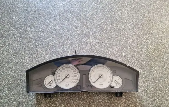 Chrysler 300 - 300C Speedometer (instrument cluster) P05172061AE