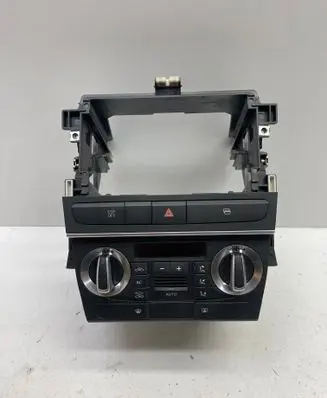 Audi A3 S3 A3 Sportback 8P Radio/GPS head unit trim 8P0858005D 8P0820043BK