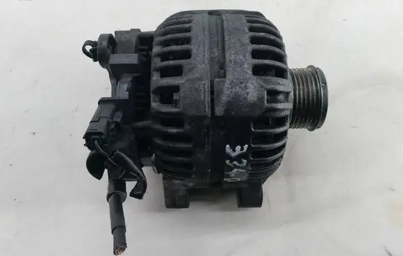 Citroen C4 I Generator/alternator 9646321880