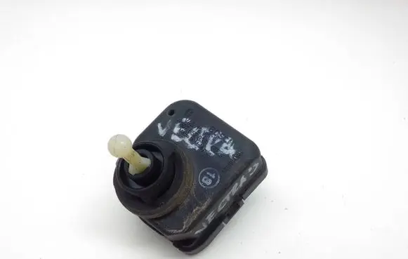 Opel Vectra B Headlight level adjustment motor 0307852335
