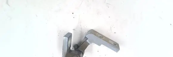 Volkswagen PASSAT B5 Rear door upper hinge