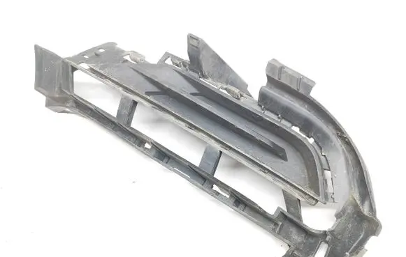 Volvo S90, V90 Front bumper lower grill 31425077