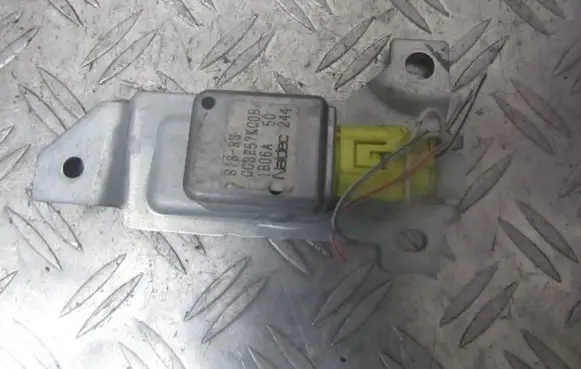 Mazda 626 Airbag deployment crash/impact sensor gg3e57kc0b 1b06a