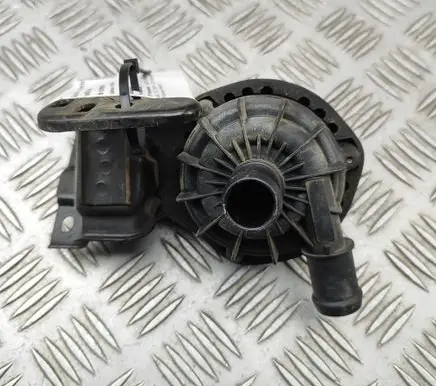 Skoda Enyaq iV Electric auxiliary coolant/water pump 1EA965567