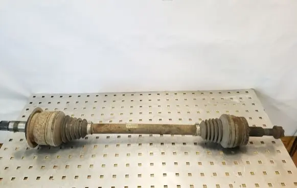 Chrysler 300 - 300C Rear driveshaft P04726035AD