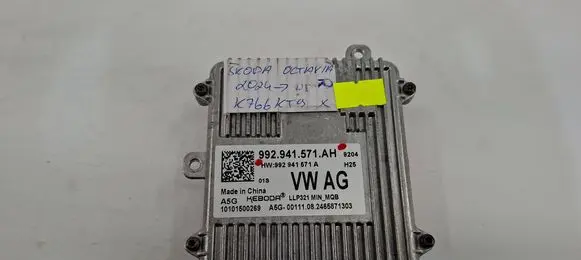 Skoda Octavia Mk4 Headlight ballast module Xenon 992941571AH K766KT9