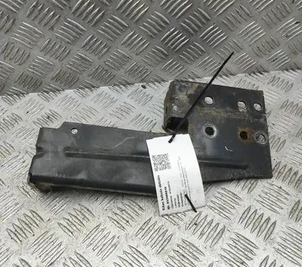 Iveco Daily 6th gen Radiator support slam panel bracket 5801292430
