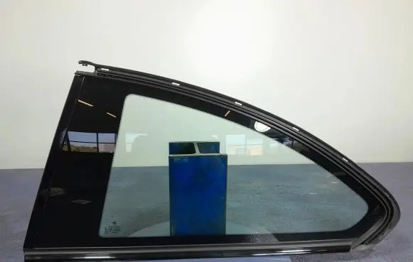 BMW 6 F12 F13 Rear side window