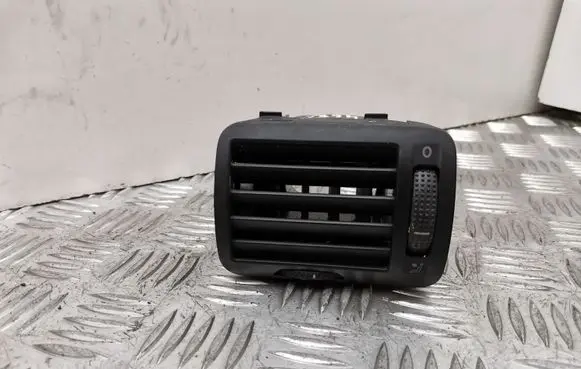 Volkswagen PASSAT B5.5 Dashboard side air vent grill/cover trim 3B0819703D