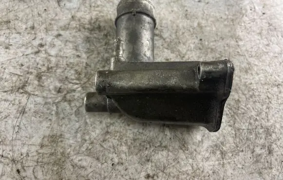 Mercedes-Benz E W210 Engine coolant pipe/hose R6032032631
