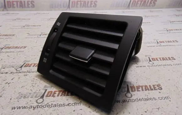 Toyota Avensis T270 Dashboard side air vent grill/cover trim 5566005100