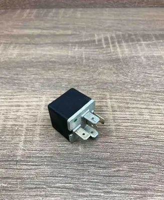 Chrysler Voyager Other relay 4707211 95425C