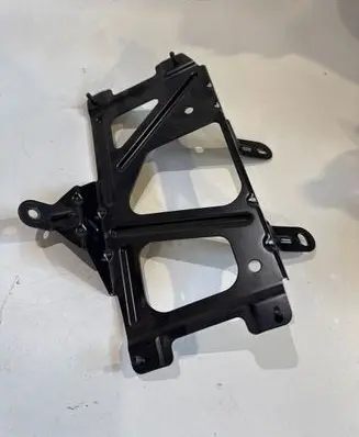 BMW 5 F10 F11 Sound amplifier holder/bracket 9215493 23310110