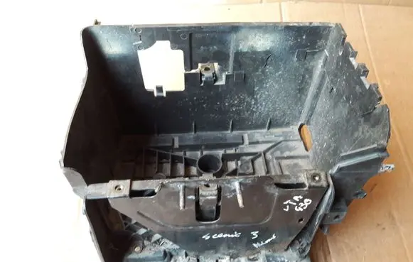 Battery box tray