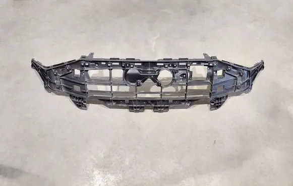 Audi e-tron Front bumper mounting bracket 4KE807233