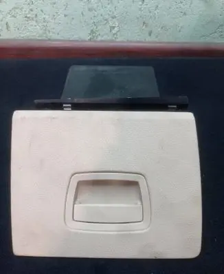 BMW 7 F01 F02 F03 F04 Glove box 9143958