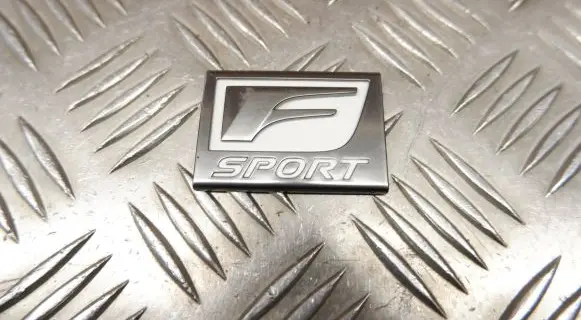 Lexus ES 300h (7th Gen) Fender model badge letters 7536133010