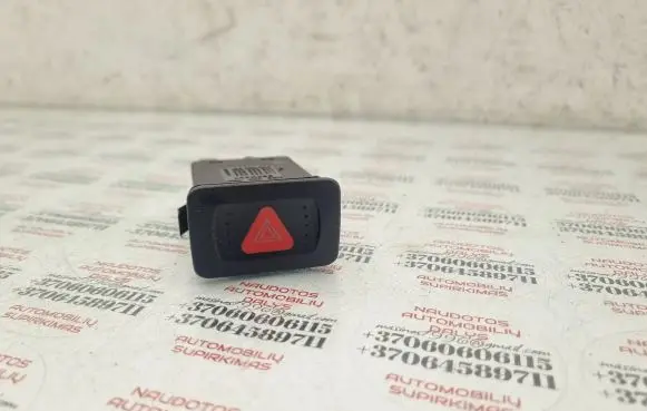 Volkswagen Golf IV Hazard light switch 1J0953235J