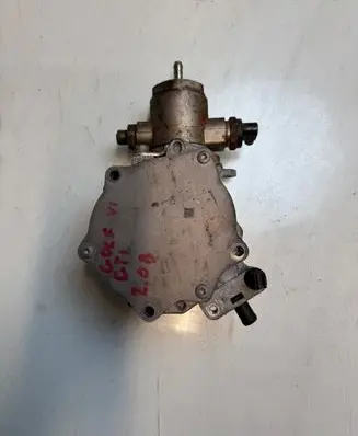 Volkswagen Golf VI Vacuum pump 06j145100g