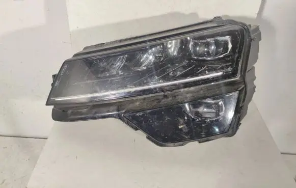 Skoda Karoq Headlight/headlamp 57B941015B