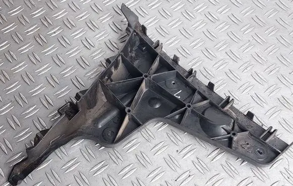 Seat Exeo (3R) Rear bumper mounting bracket 3R9807393