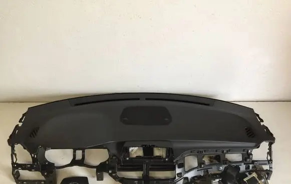 Hyundai Tucson TL Radio/GPS head unit trim KOSNOLA