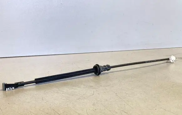 Skoda Yeti (5L) Front door cable line 5L0837085A