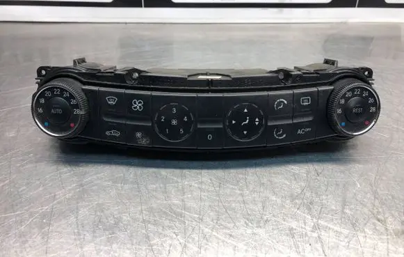 Mercedes-Benz E W211 Climate control unit 2118300385 SW0103 Q00113803