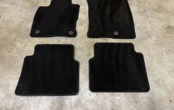 Ford Kuga III Car floor mat set LJ6B-S13087-AA3JA6 LJ6BS13087AA3JA6 LJ6B-S13086-AA3JA6