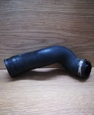 Opel Zafira A Intercooler hose/pipe 55559701 2407177