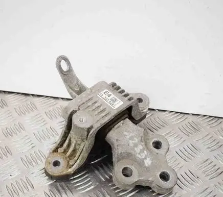 Opel Astra J Engine mount bracket 13337422