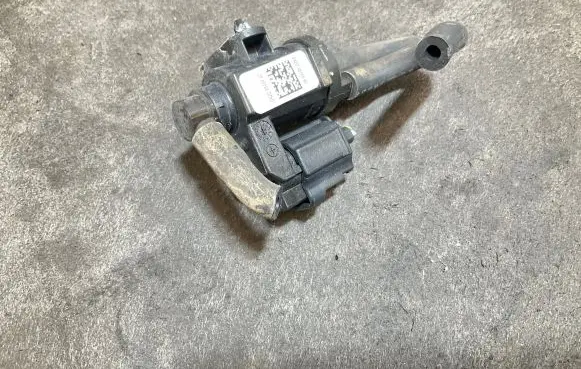 Ford Transit Courier Electromagnetic valve GK2Q9S468AC 0V899S603X9