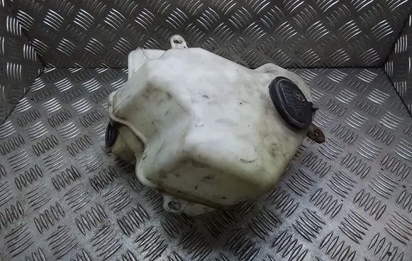 Toyota Prius (XW20) Windshield washer fluid reservoir/tank 060851145