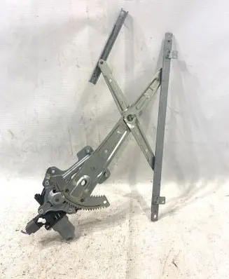 Mitsubishi Lancer X Front door window regulator with motor 010060