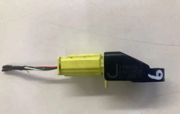 Toyota RAV 4 (XA30) Airbag deployment crash/impact sensor 8983128020