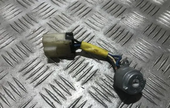 Nissan Sunny Ignition lock contact 2123