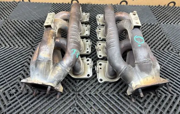 Porsche Panamera (970) Exhaust manifold 94811112921