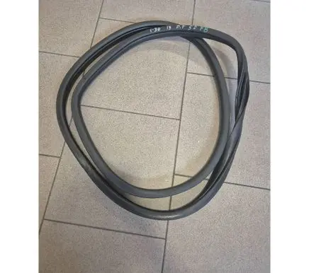Hyundai i30 fastback Rubber seal rear door