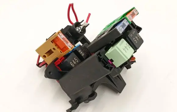 Audi Q5 SQ5 Fuse module 8K1937503C