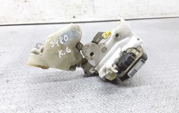 Nissan Terrano Rear door lock 8255350J01