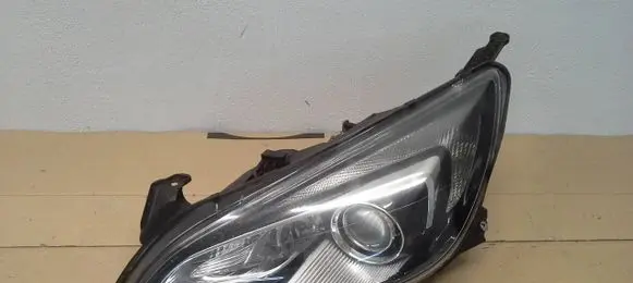 Opel Astra J Headlight/headlamp 030126228100 13281280