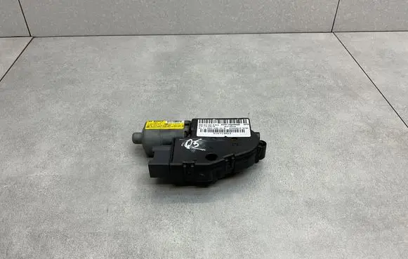 Audi Q5 SQ5 8R Sunroof motor/actuator 8R0959591A